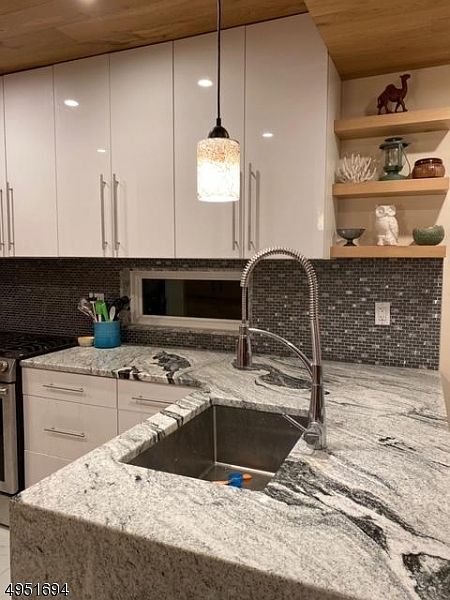 2nd image of 63 Charles St #1