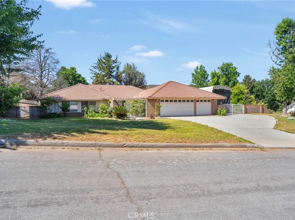 37581 Oak Mesa Dr, Yucaipa, CA 92399