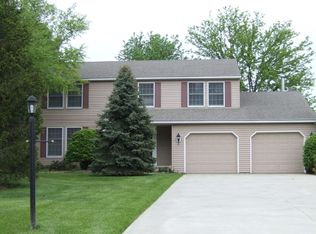 16187 Drake Rd, Strongsville, OH 44136