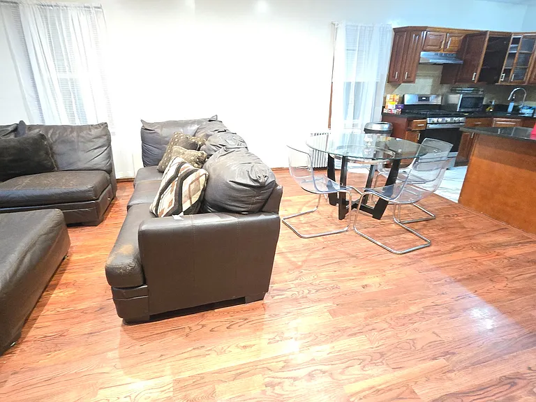 188-25 Mangin Ave #1 — Photo 5