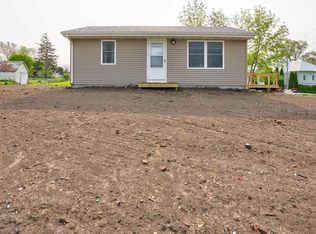 101 Broadway St, Kinross, IA 52335