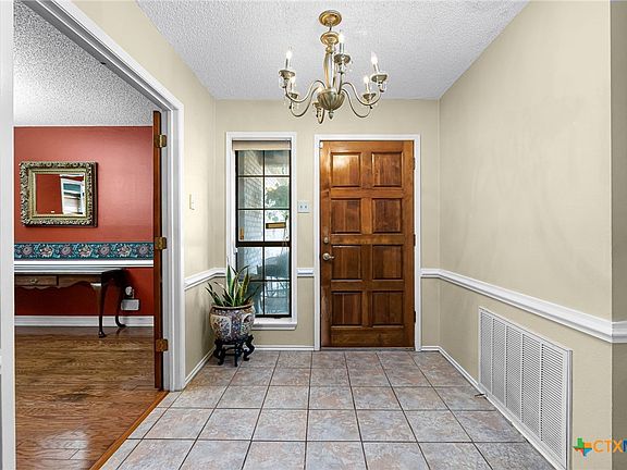 4th image of 305 Westbend Cir