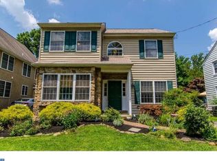 140 W Clearfield Rd, Havertown, PA 19083
