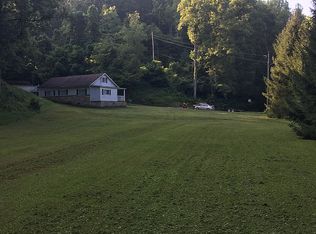 473 Lewis Station Rd, Clendenin, WV 25045