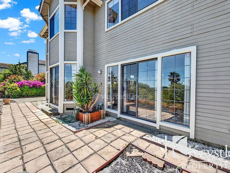 152 Chesapeake Dr — Photo 30