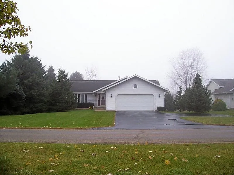 1317 Lake Summerset Rd photo 1