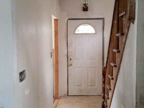 4th image of 73 Prospect Ave