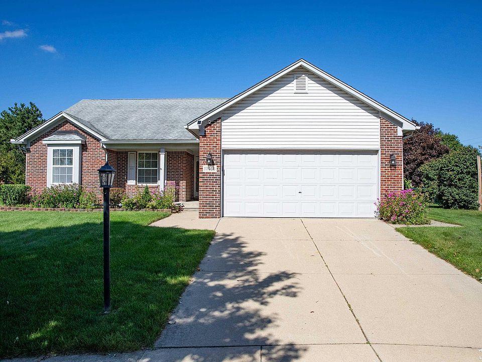 17056 Buckeye Ct, Brownstown, MI 48174 Zillow