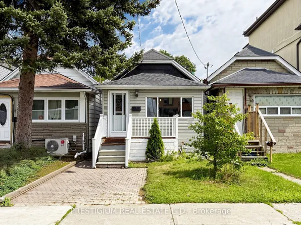 65 Eldon Ave, Toronto, ON M4C 5G2