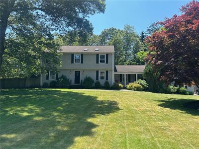 61 Candlewood Dr, North Kingstown, RI, 02852