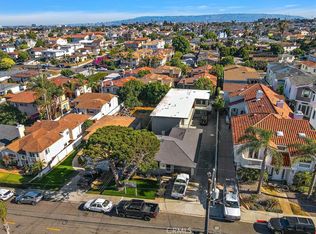 1714 Clark Ln, Redondo Beach, CA 90278