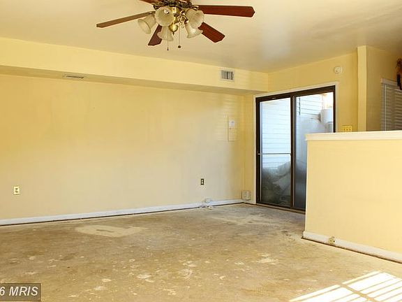3rd image of 8422 Orinda Ct #273