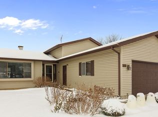 309 N Park Blvd, Streamwood, IL