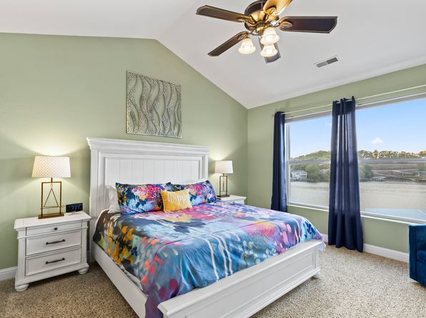 275 Flynn Rd UNIT 407