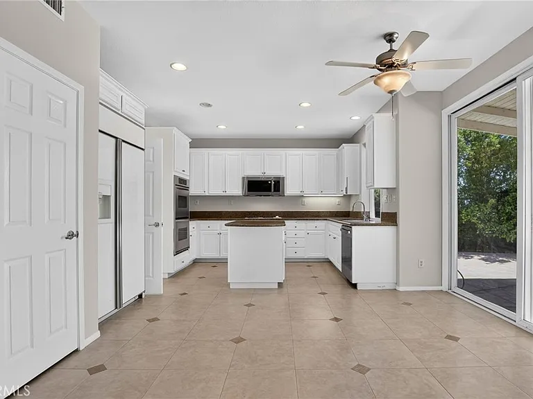 11217 Ravenna Ln — Photo 28