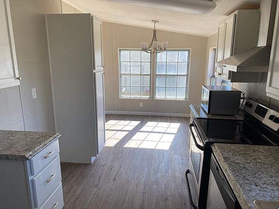 3rd image of 510 Lenora Dr