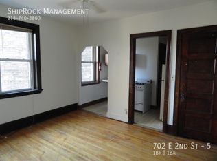 702 E 2nd St #5, Duluth, MN 55805