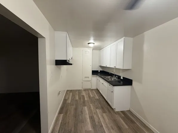 2755 E 58th St, Huntington Park, CA