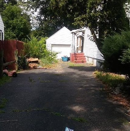 3rd image of 1096 Orlando Ave
