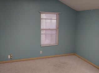 521 S Edmunds St, Mitchell, SD 57301
