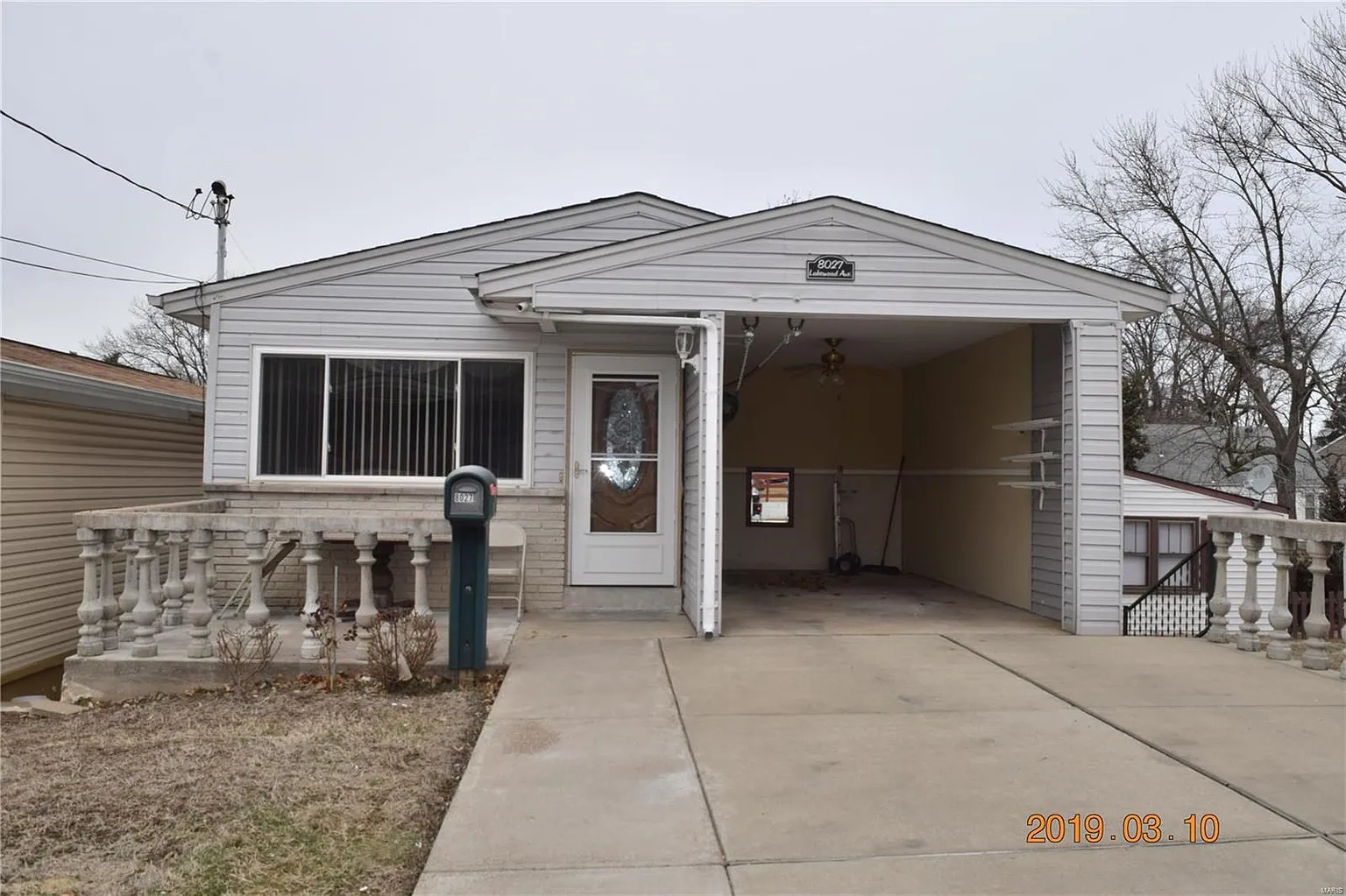 8027 Lakewood Ave photo 1