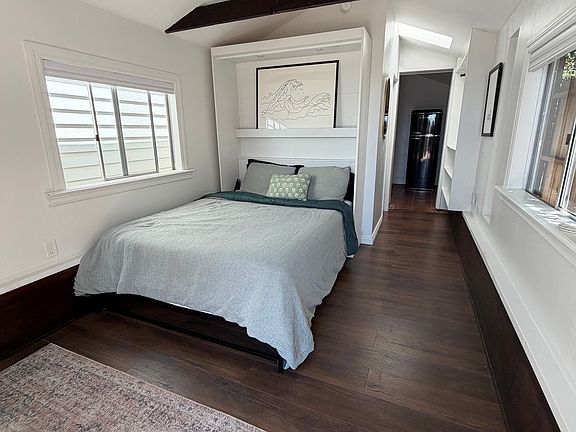 2nd image of 302 Barbara Ave #B