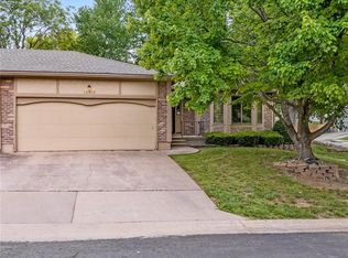 10914 W 96th Pl, Overland Park, KS 66214