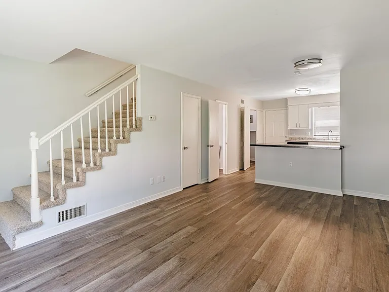 1311 Blair St — Photo 10