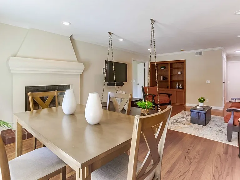 10730 Carillon Ct — Photo 16