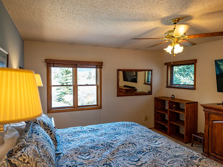 96 Hawn Dr — Photo 22