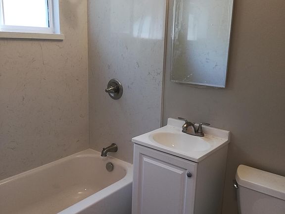 5th image of 2477 High St