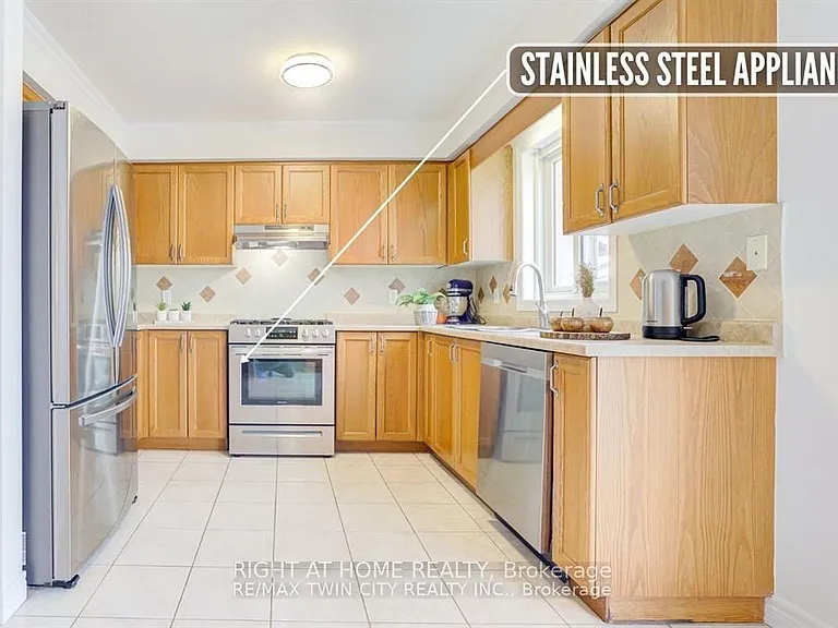 138 Apple Ridge Dr #UPPER — Photo 13