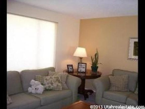 4th image of 10542 S Violet Dr