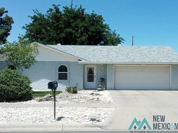 1303 Taylor Dr, Roswell, NM 88203