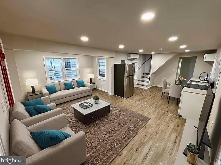 802 Fairmount Ave — Photo 9