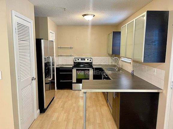 4th image of 118 Prity Ct