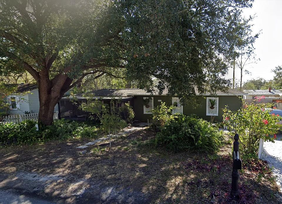 1st image of 3210 W Hartnett Ave