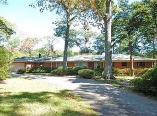 1628 Wakefield Dr, Virginia Beach, VA 23455