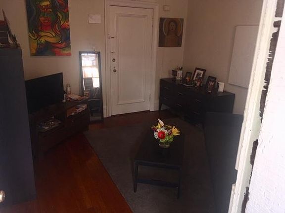 5th image of 3107 Monument Ave APT 5