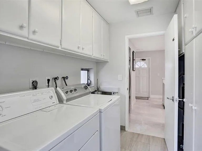 3220 SE 11th St #A — Photo 12