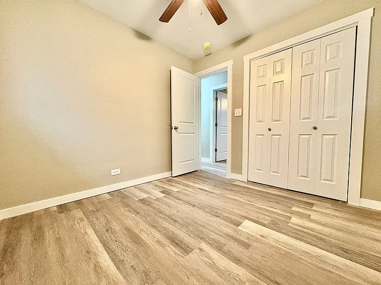 812 Jackson St — Photo 15