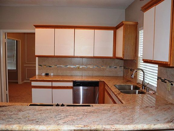 5th image of 2607 Double Lake Dr