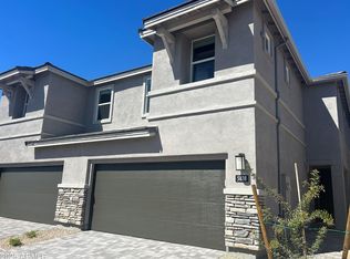 5838 E Zachary Dr, Phoenix, AZ 85054
