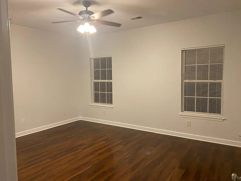 1728 Jervey Ave — Photo 4