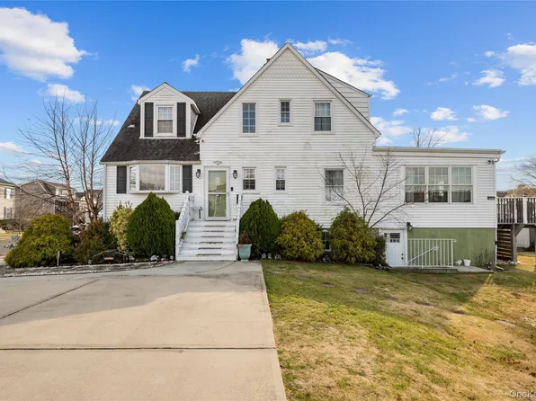 3414 Colony Drive, Baldwin, NY 11510