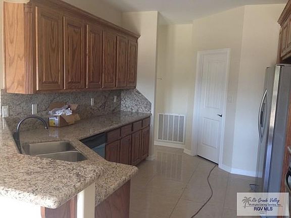 5th image of 702 Windfield Dr