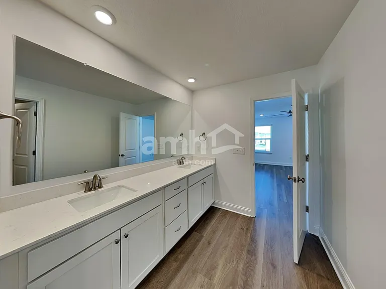 206 Rustic Barn Ct — Photo 12