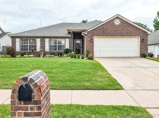 10630 E 114th Pl S, Bixby, OK 74008