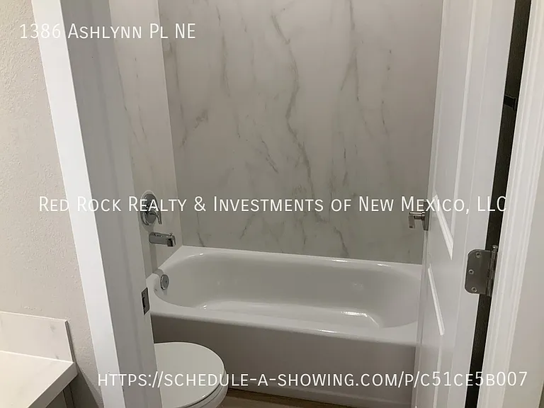 1386 Ashlynn Pl NE — Photo 16