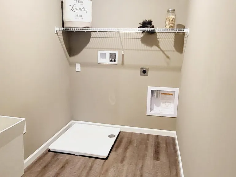 54 Long Bend Dr #112 — Photo 17
